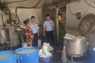 Sơn La: Đội QLTT số 2 xử lý 26 vụ vi phạm về an toàn thực phẩm