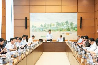 Quốc hội thảo luận sửa đổi một số luật về thuế