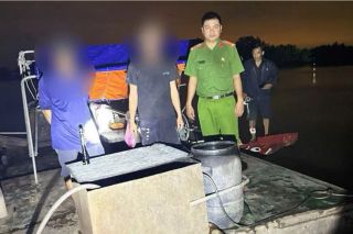 Đồng Tháp: Phát hiện phương tiện thủy vận chuyển cát không rõ nguồn gốc trên sông Cửa Trung