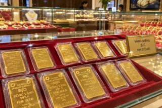 Giá vàng miếng SJC tăng theo đà hồi phục của thị trường quốc tế trước thềm cuộc họp lãi suất của Fed