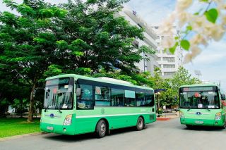 Hà Nội dự kiến miễn vé tháng xe buýt cho người làm việc tại Khu công nghệ cao