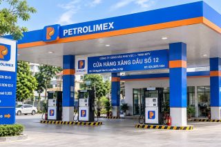 Giá xăng dầu hôm nay 30/10: Giá dầu Brent và WTI cùng giảm