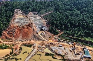 Cao tốc Vinh - Thanh Thủy: Yêu cầu tăng ca, tăng kíp di dời công trình điện