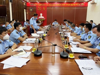 Cục Quản lý thị trường Lạng Sơn: Tăng cường kiểm tra, kiểm soát thị trường, chống buôn lậu, hàng giả