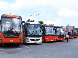 Kiến nghị giảm phí, lệ phí vận tải do giá xăng dầu tăng cao
