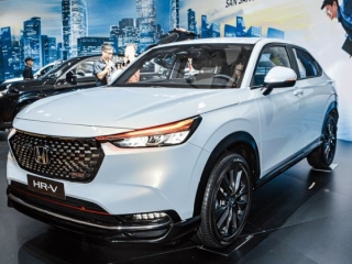 Honda Việt Nam triệu hồi hơn 400 xe Honda Civic và HR-V 2022 do bị lỗi ghế lái