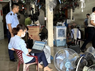 Lực lượng Quản lý thị trường tăng cường kiểm tra mặt hàng thiết bị điện