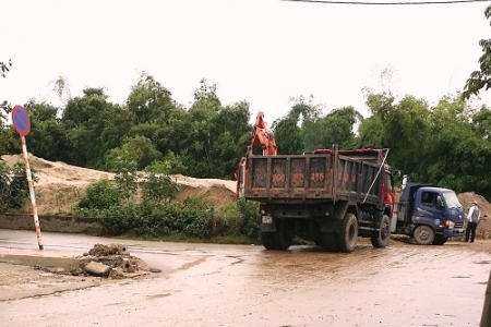 Hàng loạt sai phạm tại P.Bồ Đề, Long Biên (Hà Nội): Chính quyền sở tại có làm ngơ?