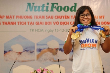 NUTIFOOD thưởng lớn cho thầy trò kình ngư Phương Trâm