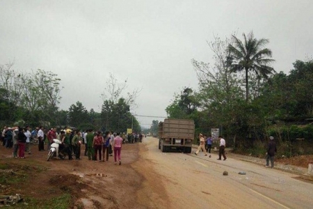 Hà Tĩnh: Tai nạn thảm khốc, thai phụ và một bé gái tử vong tại chỗ