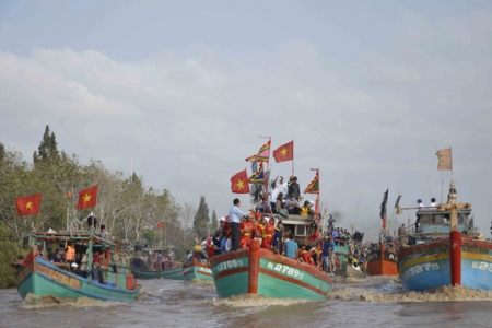 Chìm tàu tại biển Gành Hào, 3 nam sinh tử vong