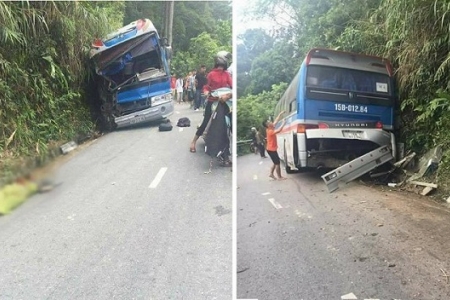 Tam Đảo (Vĩnh Phúc): Xe chở học sinh đâm vào vách núi, 2 người tử vong