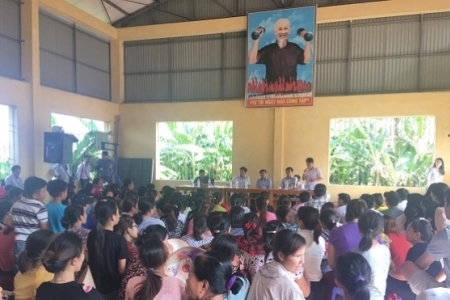 Vĩnh Phúc: Phụ huynh cho con em nghỉ học, điều tra công ty cung cấp thực phẩm hỏng