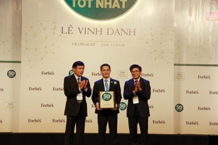 Bảo Việt dẫn đầu lĩnh vực bảo hiểm 5 năm liên tiếp trong Forbes 50