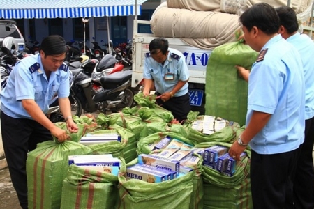 Tăng cường đấu tranh chống buôn lậu thuốc lá