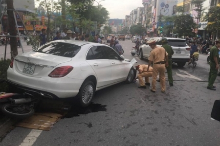 Hà Nội: Xe “điên” gây náo loạn, nhiều người bị thương