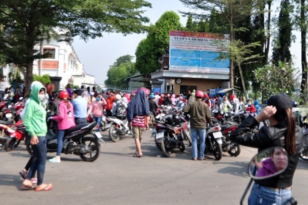 Một doanh nghiệp bị "bao vây" vì công nhân không được nhận lương