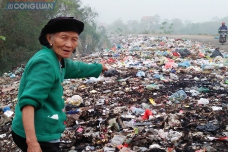 Vĩnh Phúc: Bãi rác “hành hạ” người dân