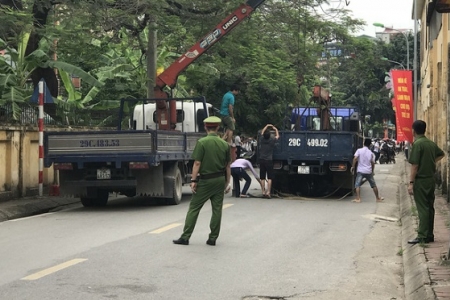 Vụ sinh con tại hiện trường tai nạn: Đã xác định được danh tính tài xế điều khiển xe tải