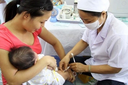 Cuối năm 2018, ngành y tế sẽ điều chỉnh thời gian tiêm vaccine sởi cho trẻ