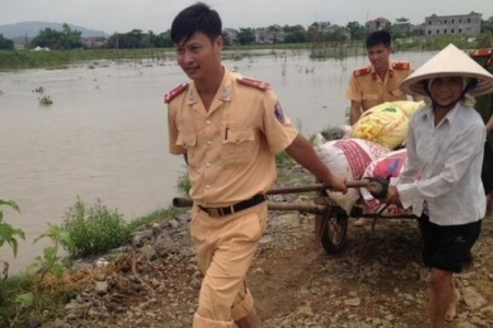 Bộ Công an: Gửi thư khen tới nhiều chiến sĩ CAND vì có hành động đẹp