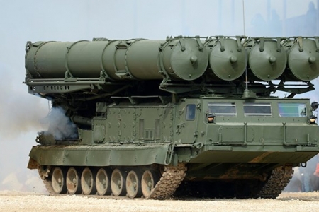 Serbia bác thông tin mua tên lửa S-300 của Nga