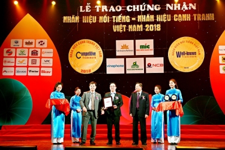 Dai-ichi Life Việt Nam vinh dự nhận Giải thưởng “Top 50 Nhãn hiệu nổi tiếng Việt Nam 2018”