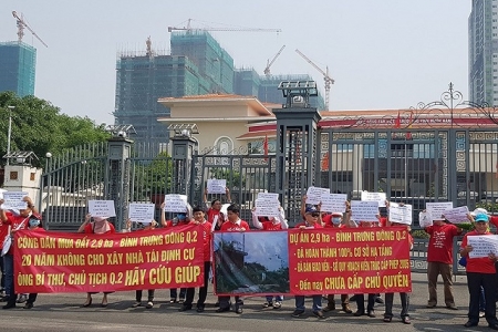 Dự án 'khủng trùm mền' ở Phố Đông: Dân khốn khổ gần 20 năm vẫn chưa thể cất nhà