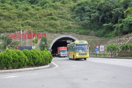 Hầm đường bộ Hải Vân: Xuất hiện hơn 300 vết nứt vỏ hầm