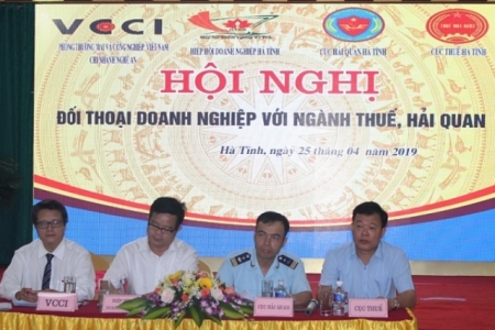 Hà Tĩnh: Hơn 250 doanh nghiệp đối thoại về chính sách thuế, hải quan