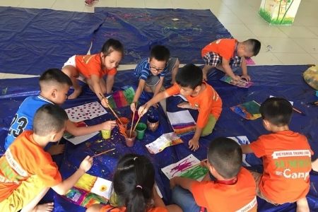 Trường TH-THCS Victoria Thăng Long tổ chức chương trình thiện nguyện và hội chợ Vicschool 2019