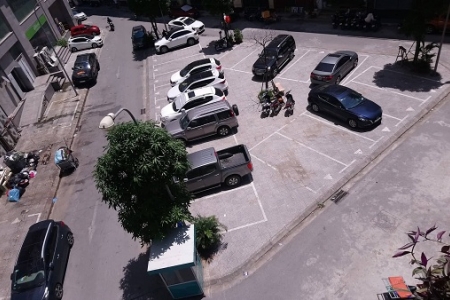 Cư dân Chung cư, nhà liền kề C14 Bắc Hà bức xúc vì vỉa hè, lối đi chung bị “chiếm dụng”