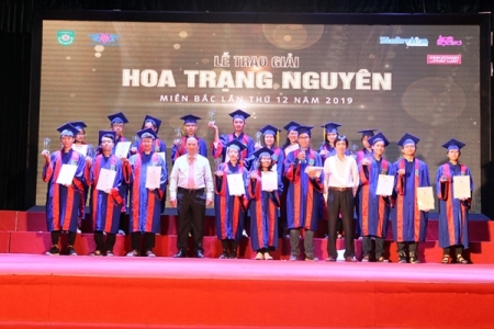 176 học sinh xuất sắc khu vực phía bắc nhận giải thưởng Hoa Trạng Nguyên