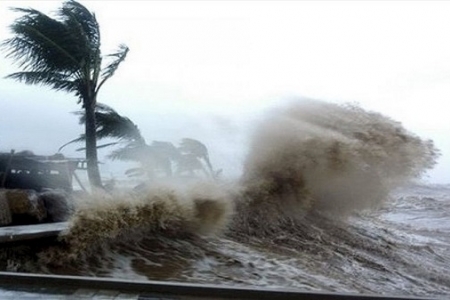 Khẩn trương ứng phó áp thấp nhiệt đới khả năng mạnh thành bão