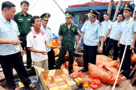 Tăng cường đấu tranh phòng, chống buôn lậu, gian lận thương mại