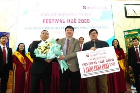 Huế: Agribank tài trợ đồng cho Festival Huế 2020