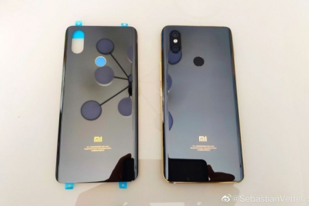 Xiaomi Mi 7 độc nhất được đấu giá 3 tỷ đồng