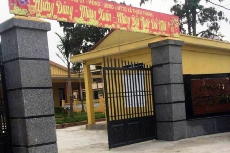 Thanh Hóa: Thống nhất hình thức xử lý vụ việc người nhà Bí thư Đảng ủy xã có tên trong danh sách hộ cận nghèo