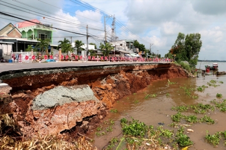 Ban bố tình huống khẩn cấp sạt lở nghiêm trọng Quốc lộ 91