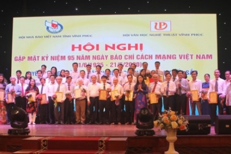 Vĩnh Phúc: Tuyên dương 40 nhà báo, văn nghệ sĩ tiêu biểu giai đoạn 2015-2020