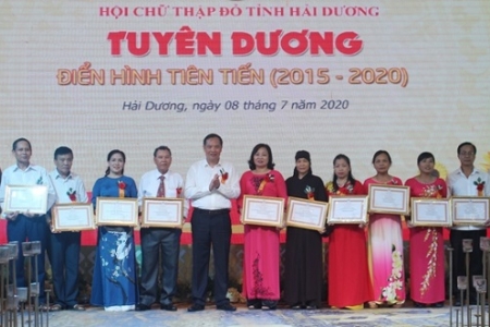 Hải Dương: Tuyên dương, khen thưởng học sinh giỏi năm học 2019 - 2020