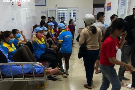 Nghi ngộ độc thực phẩm, gần 100 công nhân ở Đắk Lắk nhập viện
