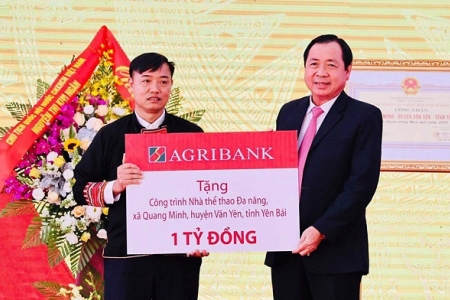 Agribank trao tặng nhà văn hoá thể thao đa năng cho xã Quang Minh - Yên Bái