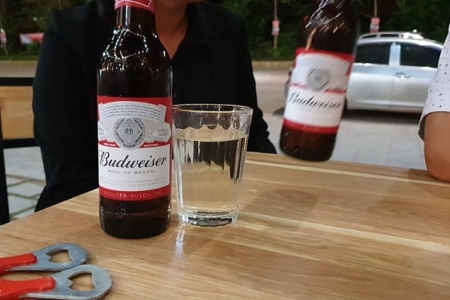 Vĩnh Phúc: Bia Budweiser giả vô tư tiêu thụ trên thị trường