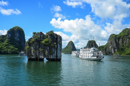 Quảng Ninh: Du khách nước ngoài tử vong trên Vịnh Hạ Long do gặp gió lớn