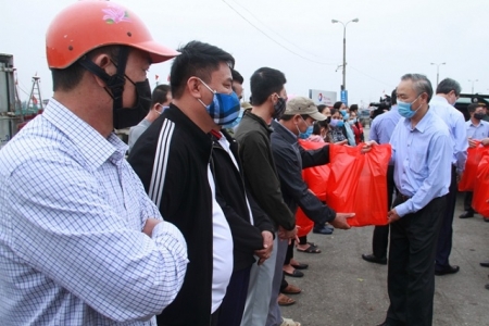 Thứ trưởng Phùng Đức Tiến kiểm tra công tác chống khai thác IUU và phòng, chống dịch bệnh động vật tại Thanh Hóa