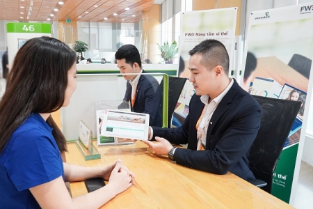 Vietcombank phân phối độc quyền sản phẩm bảo hiểm liên kết đầu tư 'FWD Nâng tầm vị thế'