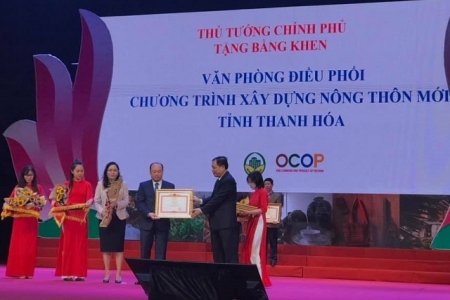 Văn phòng Điều phối Chương trình Xây dựng Nông thôn mới Thanh Hóa vinh dự nhận Bằng khen của Thủ tướng Chính phủ