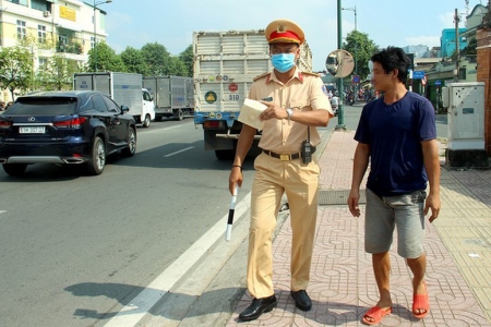 TPHCM: Tăng cường triển khai cao điểm xử lý xe quá khổ giới hạn, quá tải trọng