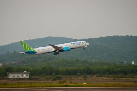 Doanh nghiệp Việt – Mỹ bắt tay nâng cấp hạ tầng hàng không, Bamboo Airways chuẩn bị bay thẳng từ quý III